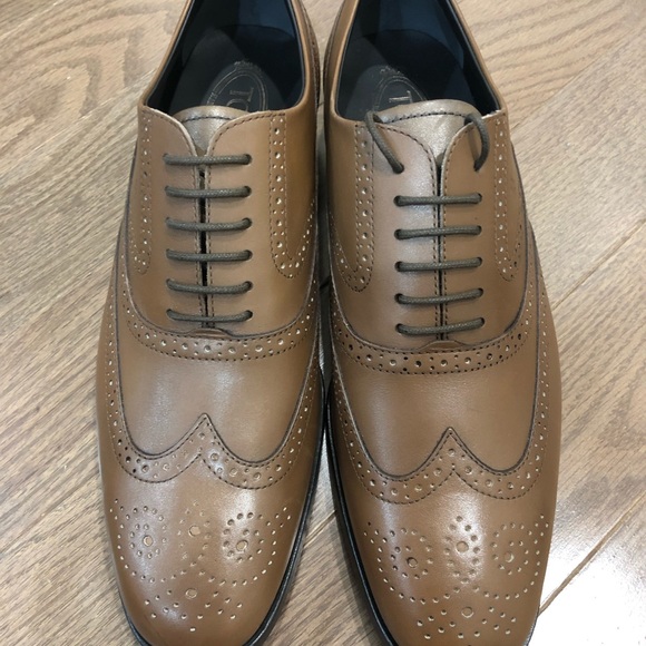 TOD'S Wingtip Brogue Oxford Lace-up in Leather - Picture 3 of 4